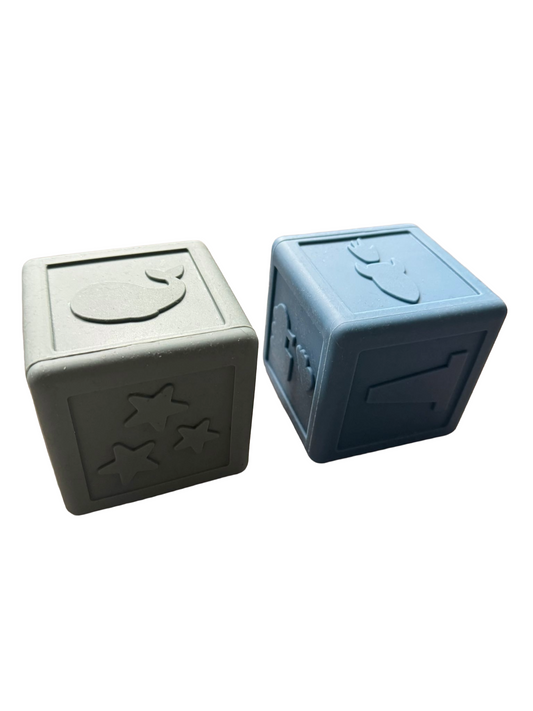 Rubberen Dobbelstenen – Blauw en Groen – Kinderspeelgoed